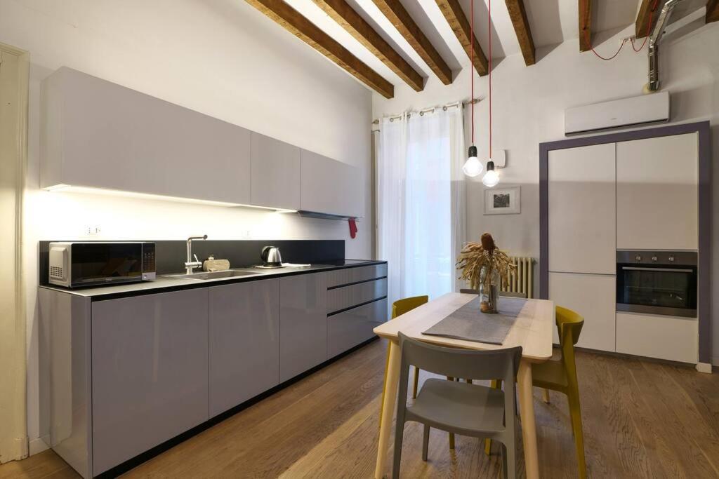 Primopiano - Muratori Milano Exteriör bild